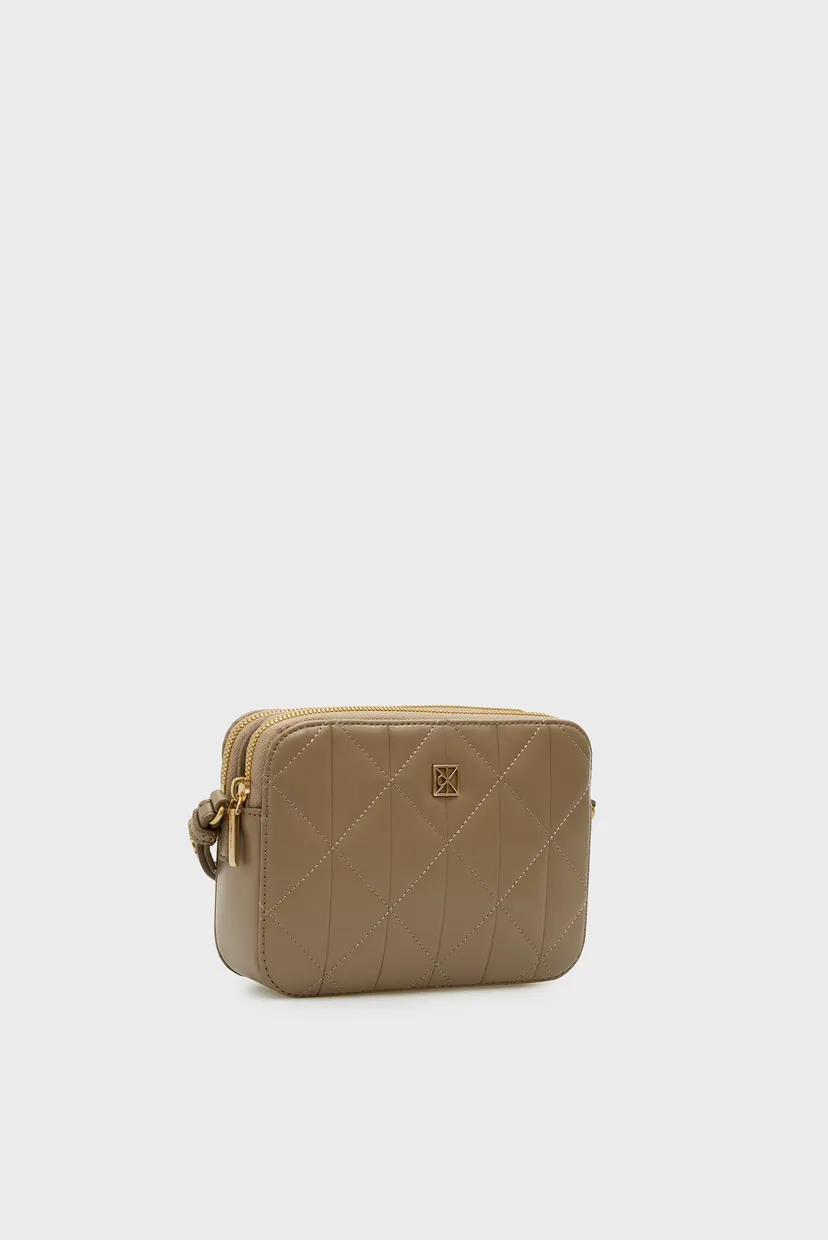 Жіноча бежева сумка QUILTED 3