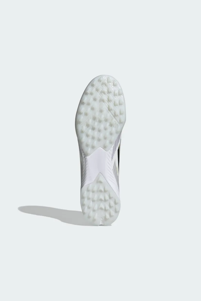 Білі бутси F50 League Turf 3