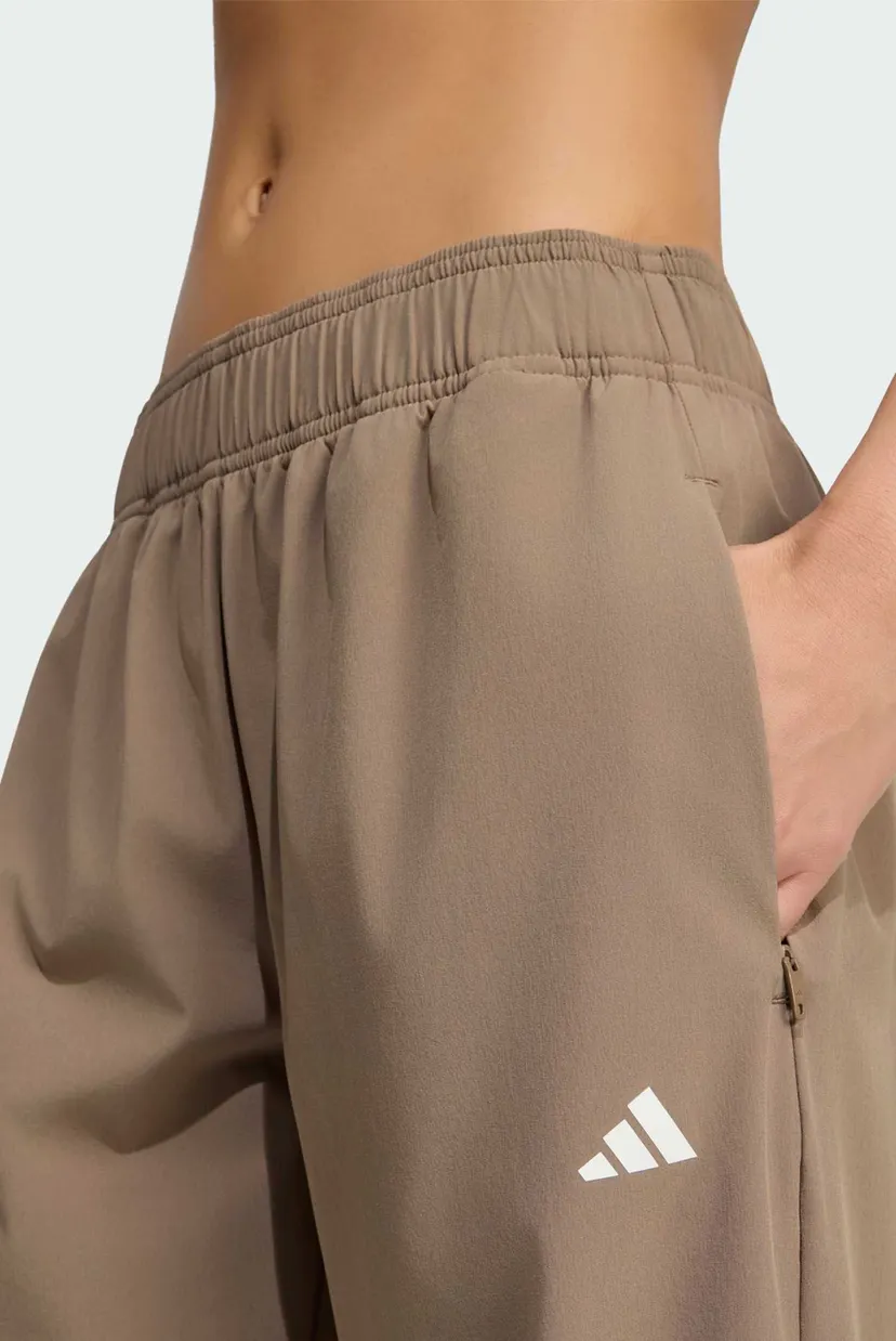 Женские коричневые спортивные брюки Workout Essentials Woven 4