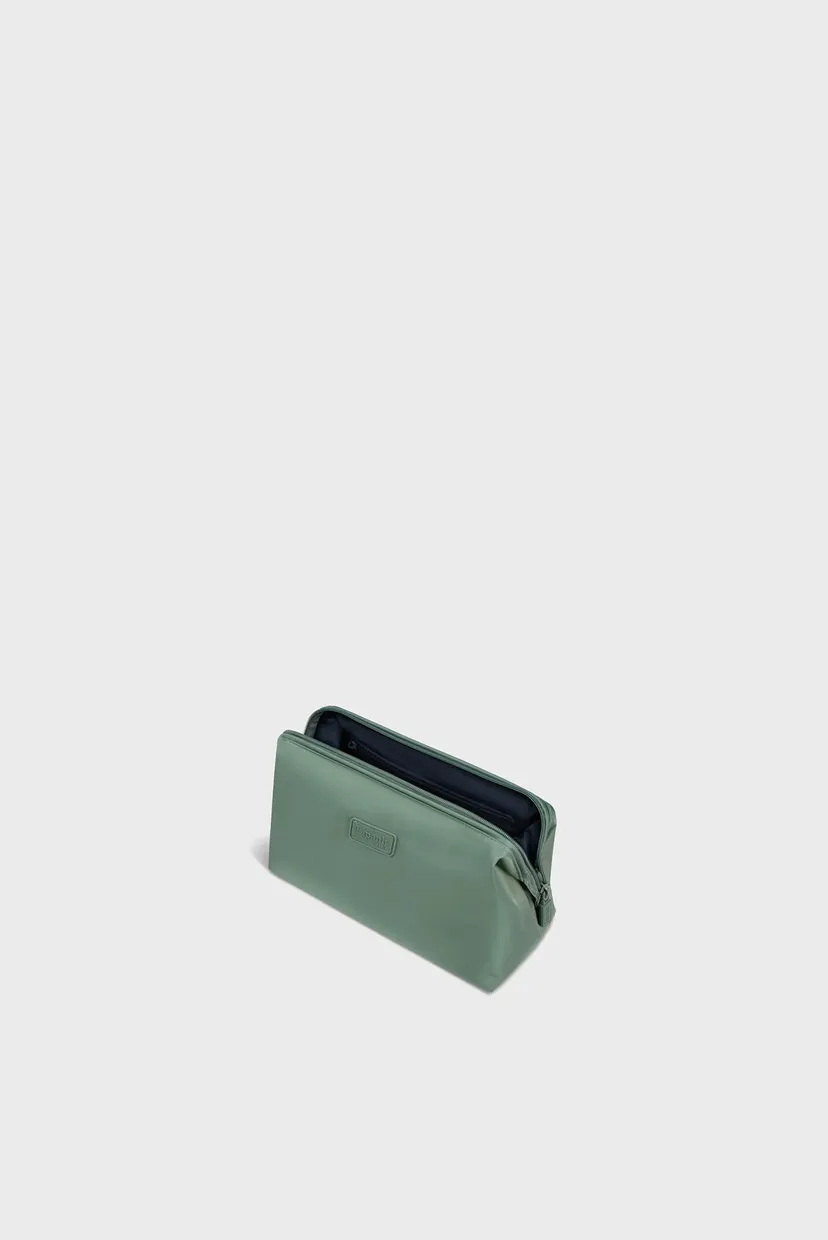 Жіноча зелена косметичка PLUME ACCESSOIRES DRY SAGE 3