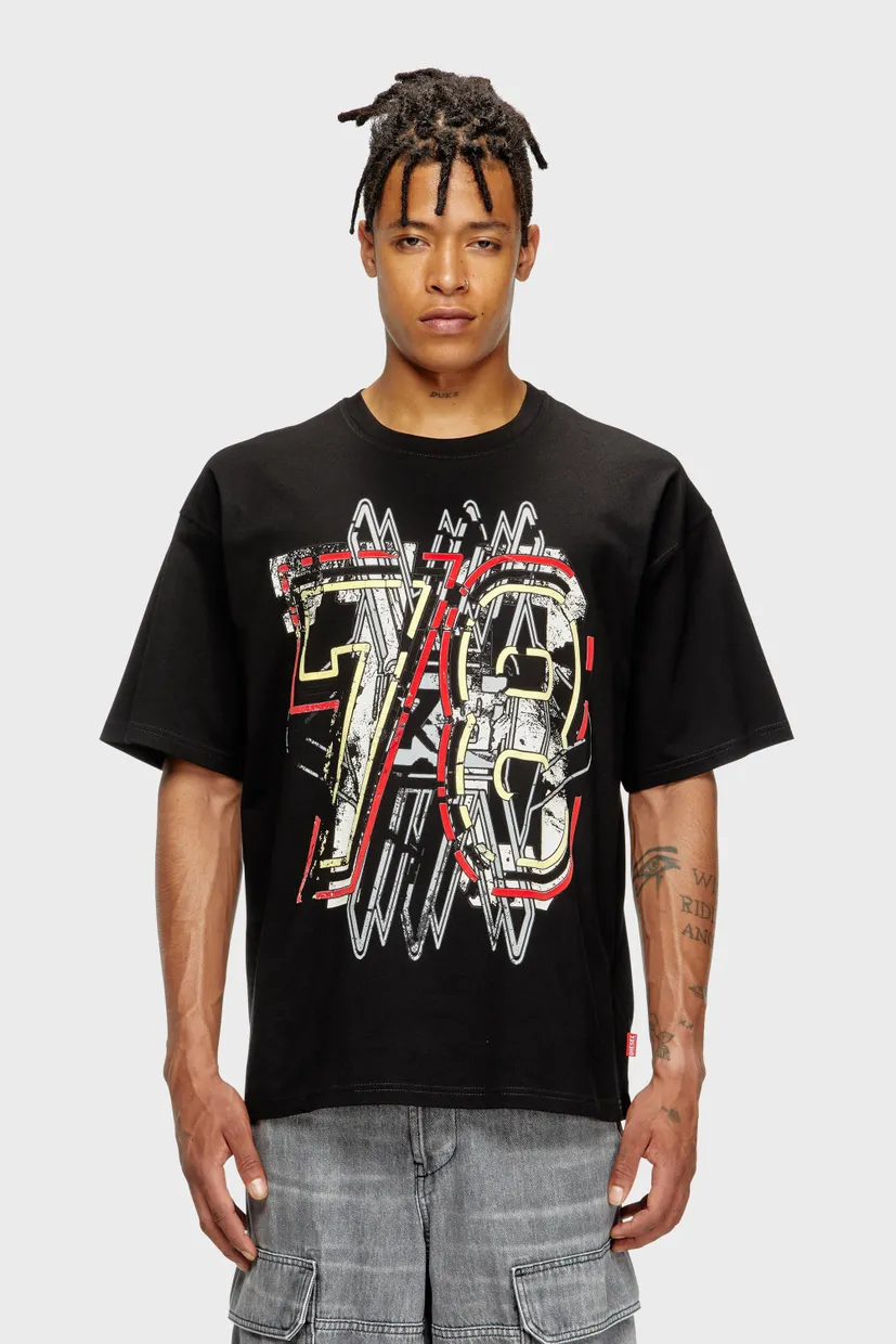 Мужская черная футболка T-BOXT-T8 Diesel A18661 0QIAM — MD-Fashion