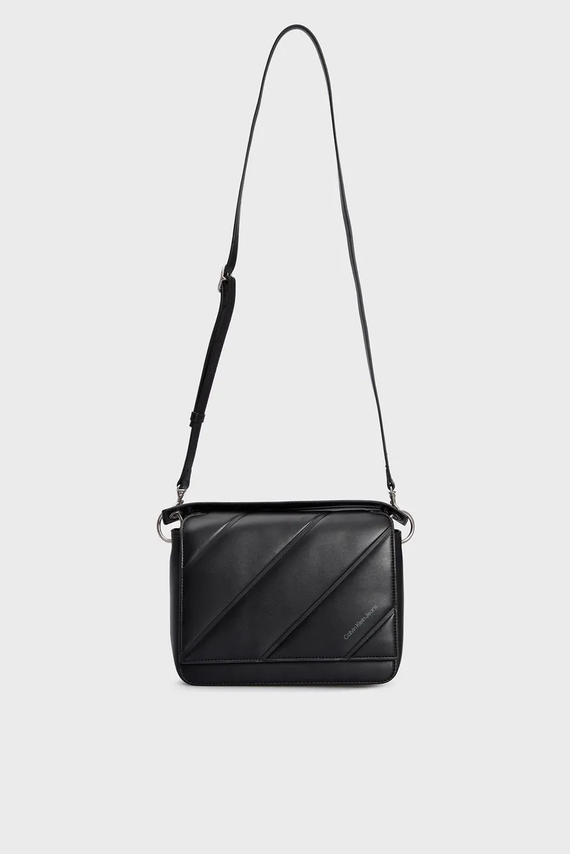 Жіноча чорна сумка QUILTED BOXY FLAP CROSSBODY24 5