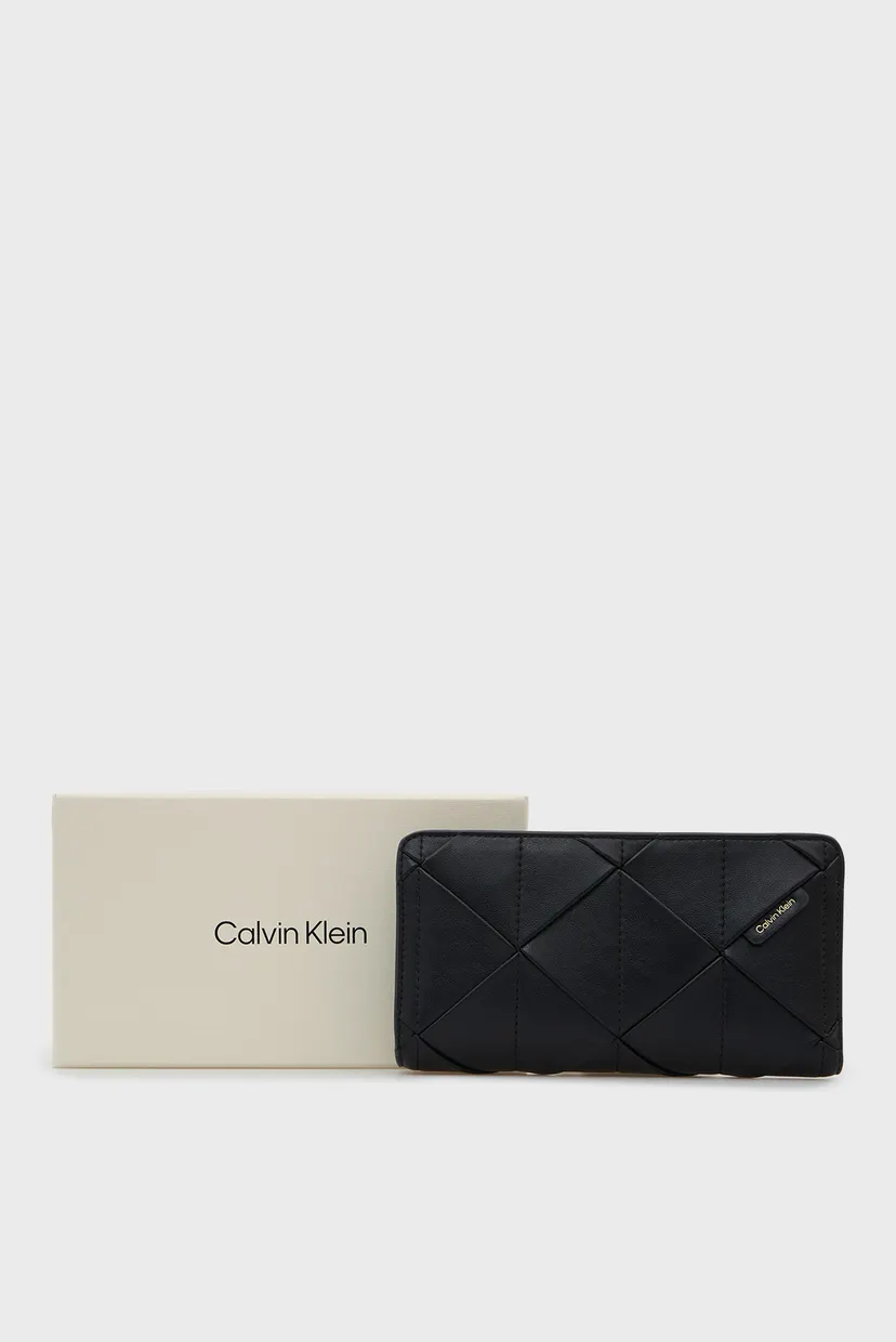 Жіночий чорний гаманець WOVEN PASSPORT LONGFOLD 5
