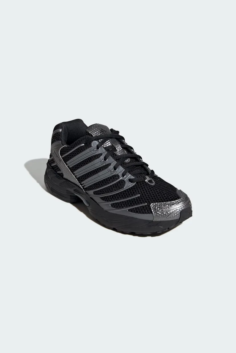 Черные кроссовки ADISTAR CONTROL 3 3