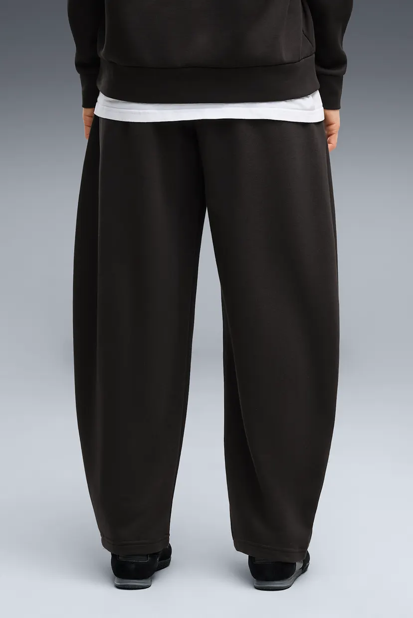 Жіночі чорні спортивні штани Essentials Relaxed Barrel Leg Pants Women 3
