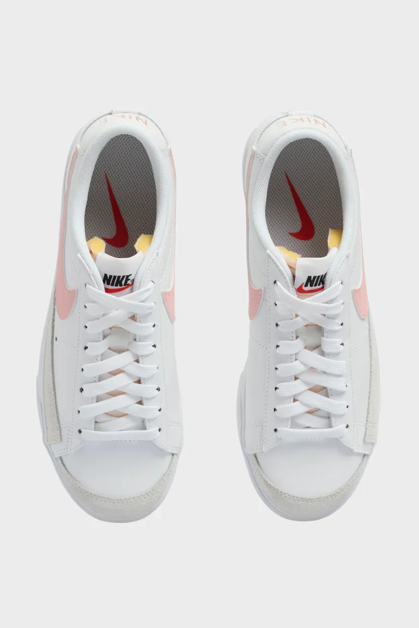 Жіночі білі шкіряні снікерси BLAZER LOW PLATFORM 4
