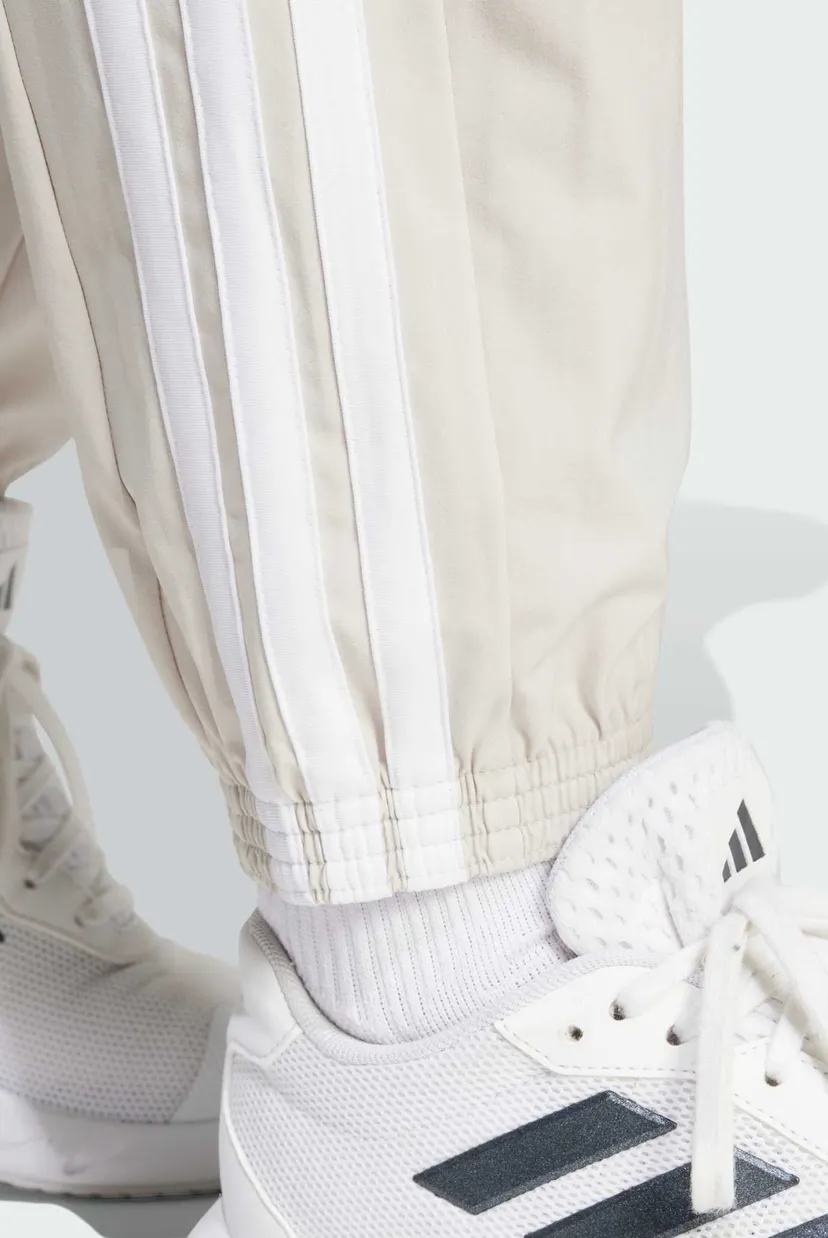 Жіночі світло-сірі спортивні штани Train Essentials 3-Stripes Woven 4