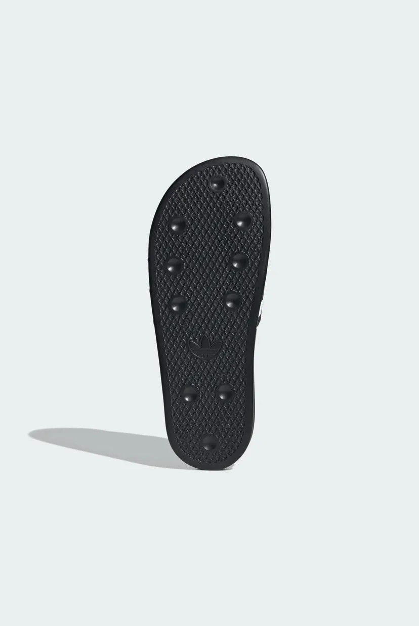 Чорні слайдери ADILETTE та CF 7