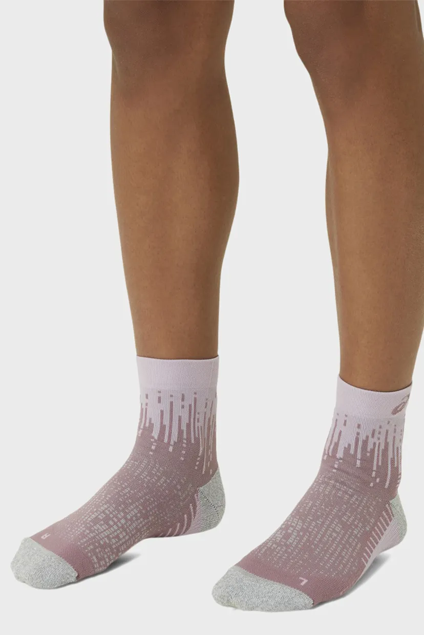 Розовые носки PERFORMANCE RUN SOCK QUARTER 3