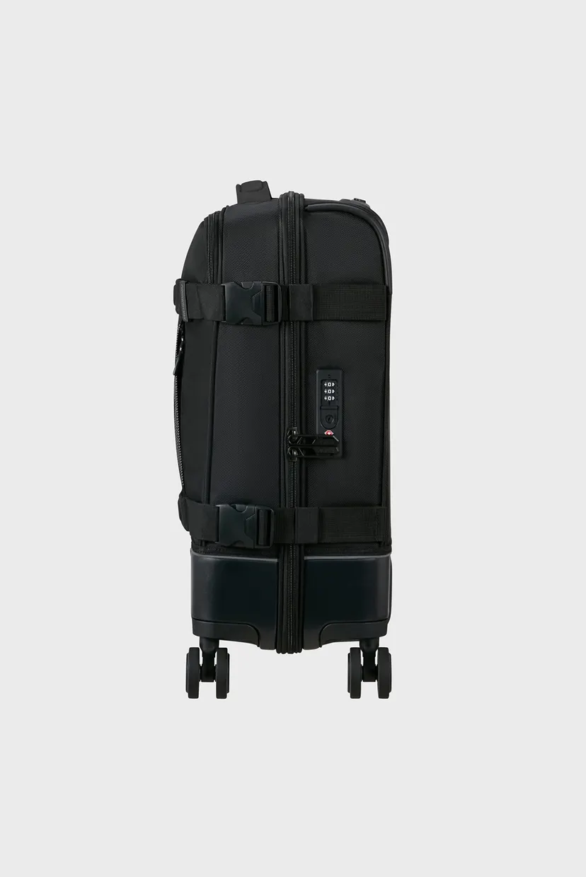 Черный чемодан 55 см URBAN TRACK ASPHALT BLACK 6