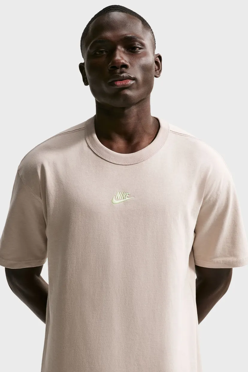 Мужская бежевая футболка M NSW TEE LSE PREM ESS SUST Nike IH1121