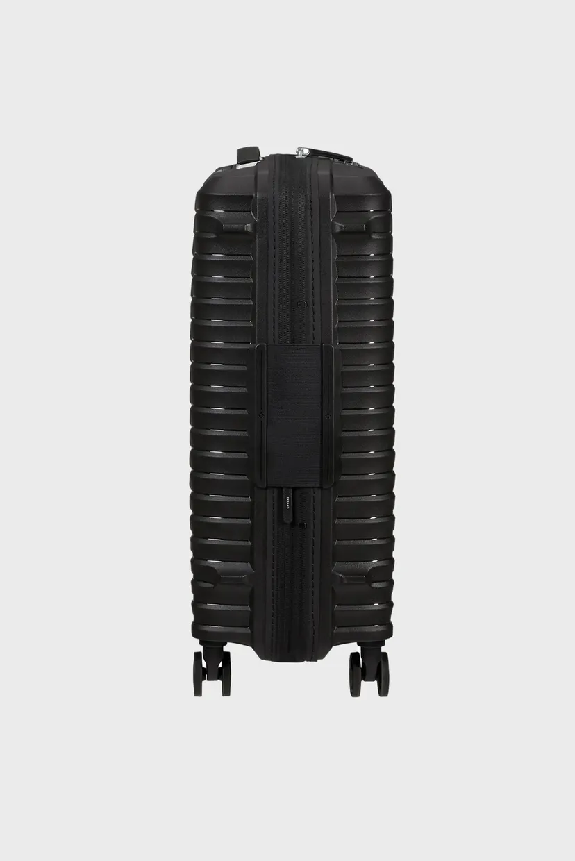 Черный чемодан 55 см UPSCAPE BLACK 7
