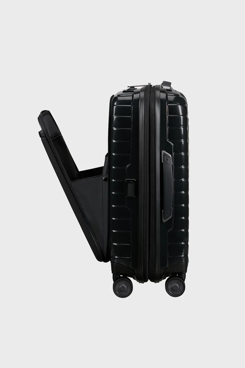 Черный чемодан 55 см PROXIS BLACK 4
