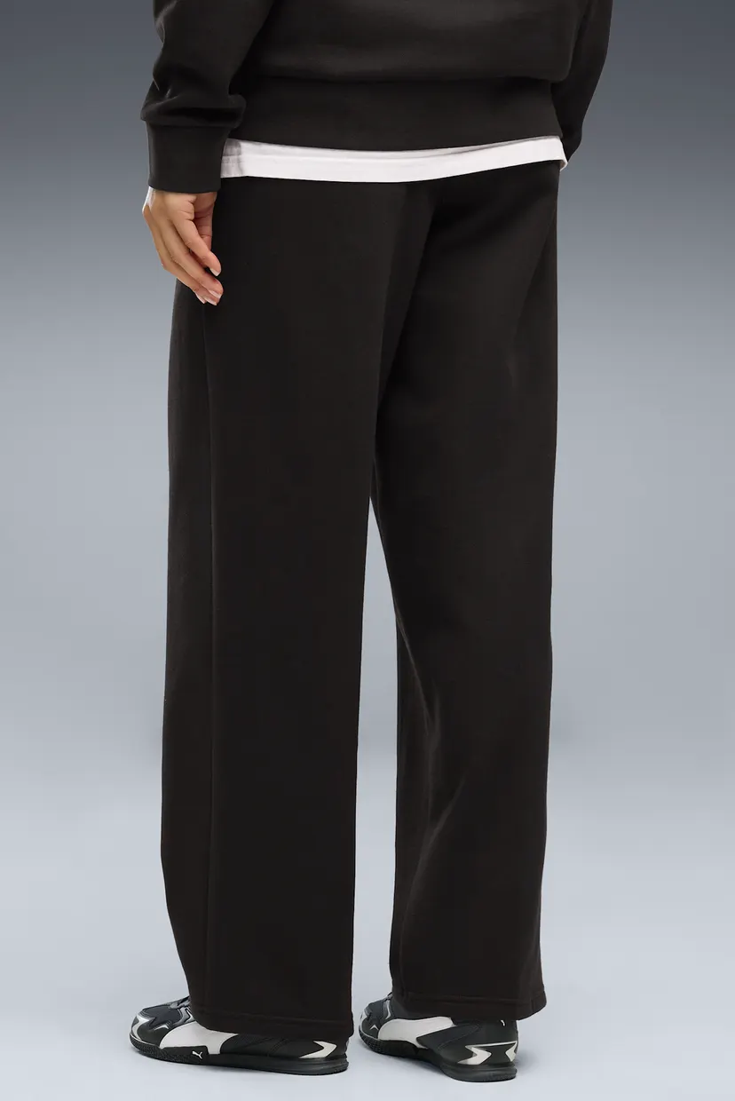 Женские черные спортивные брюки PUMA Class Straight Leg Fleece Pants Women 3