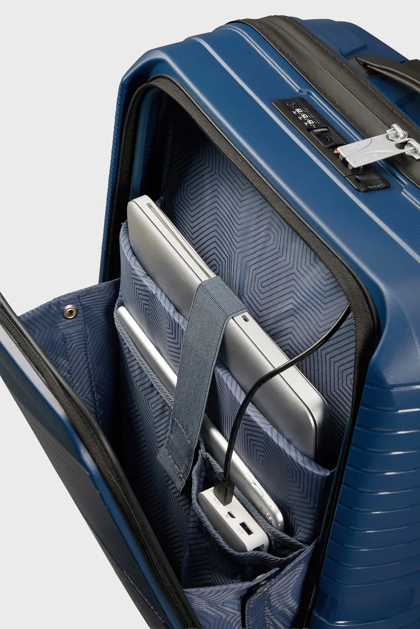 Синя валіза AIRCONIC BLUE 8