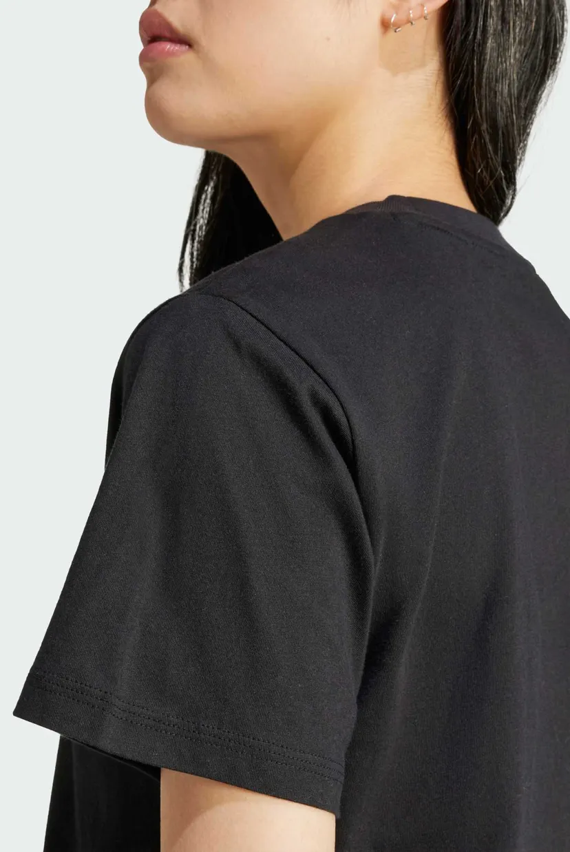 Женская черная футболка Essentials Small Logo Cotton 5