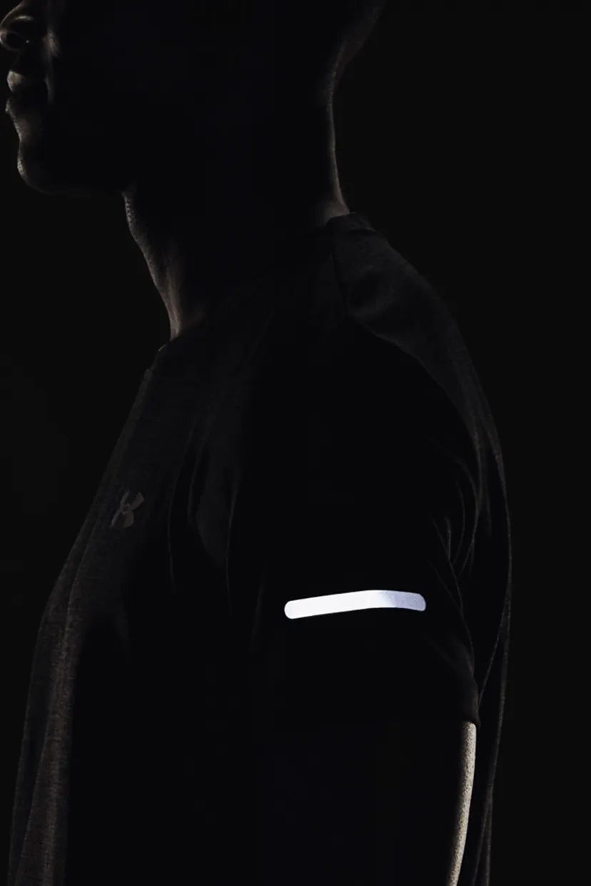 Чоловіча чорна футболка UA SEAMLESS STRIDE SS 4