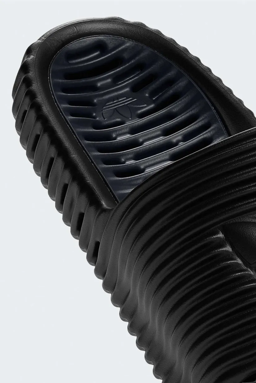 Чорні слайдери Adilette 25 8