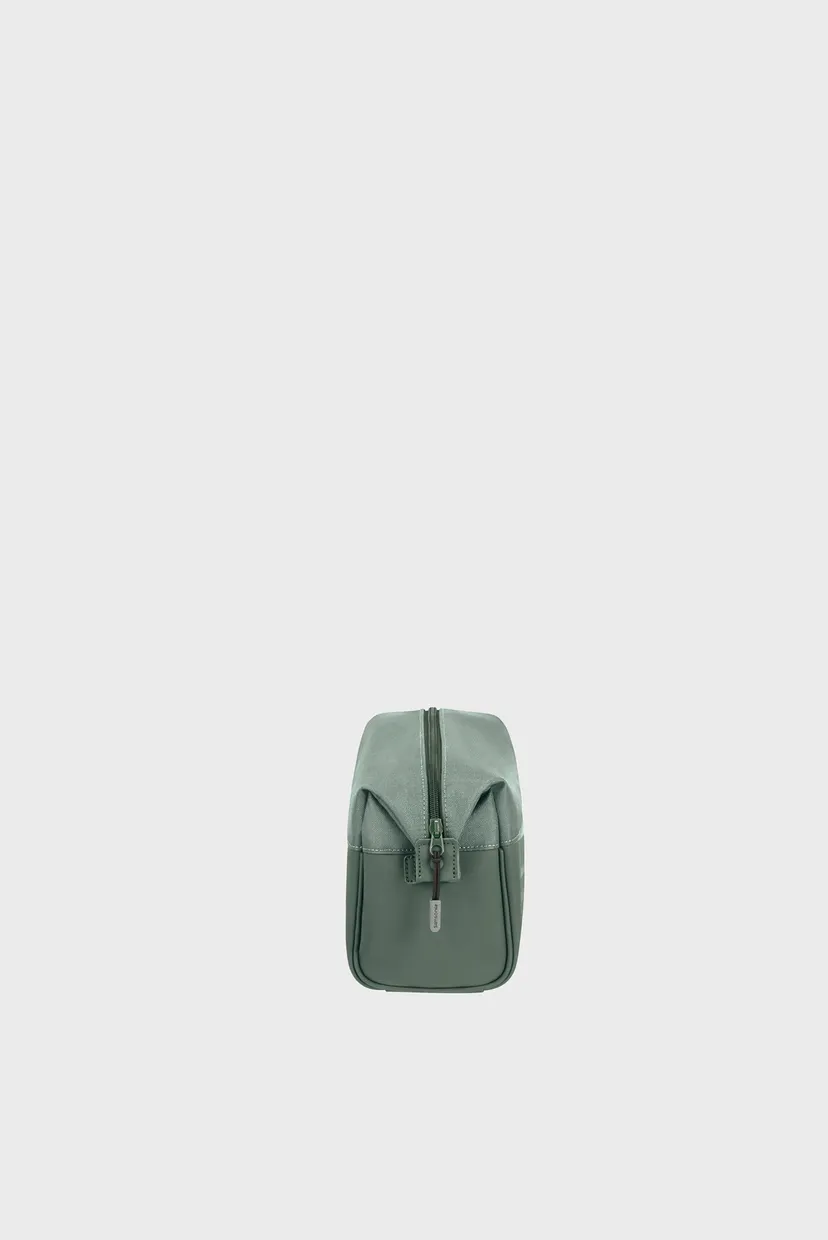 Зелена косметичка STACKD TOILET KIT SAGE 6