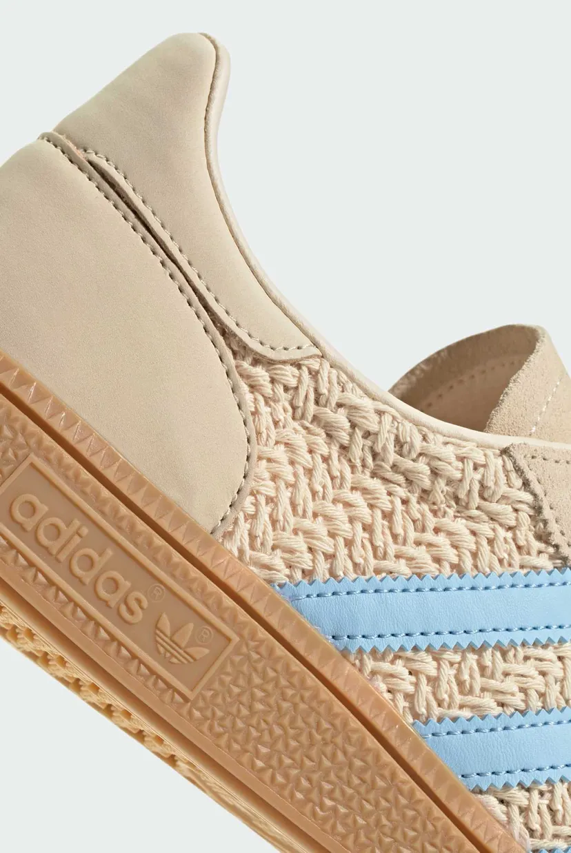 Женские бежевые сникерсы Handball Spezial 9