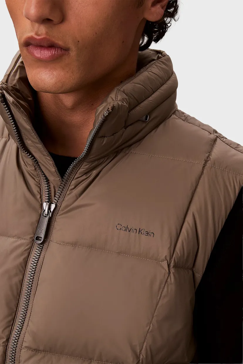 Чоловічий коричневий жилет SVLSS NYLON QUILTED PUFFER VEST 4