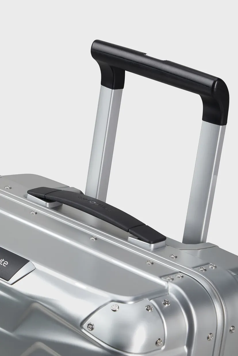 Серебристый чемодан 55 см PROXIS ALU ALUMINIUM 6