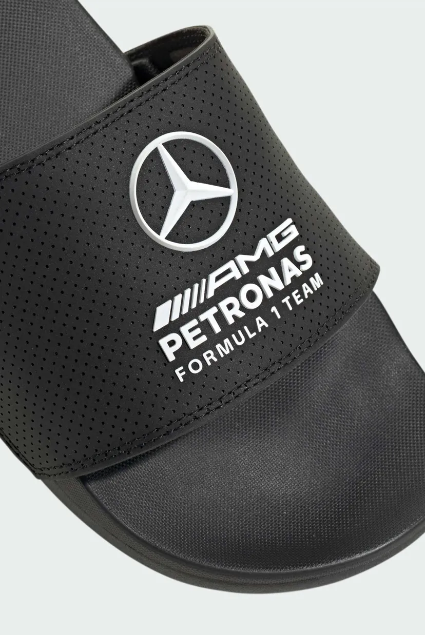 Черные слайдеры adilette Comfort MER 8