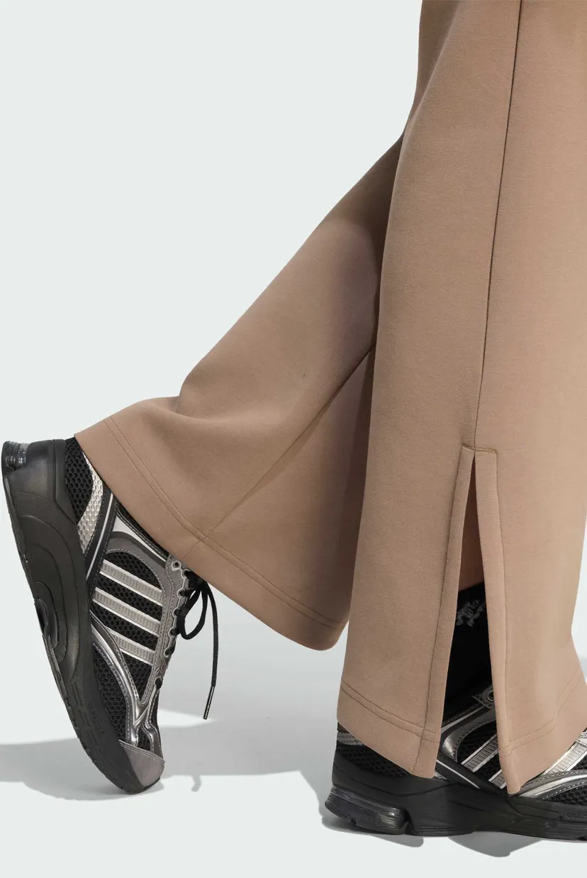 Женские бежевые спортивные брюки  ALL SZN Soft Lux Flared 5
