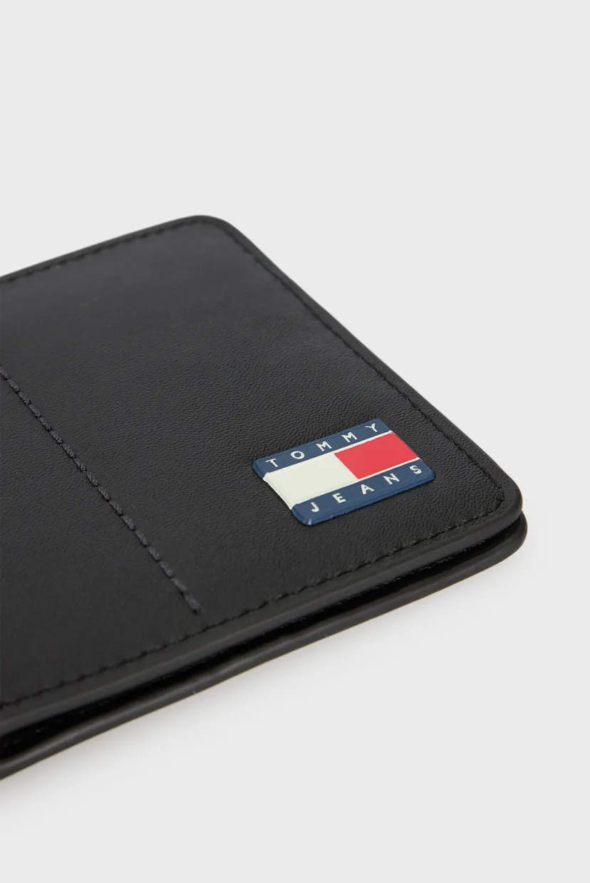 Чоловічий чорний гаманець TJM HERITAGE LEATHER CC 2