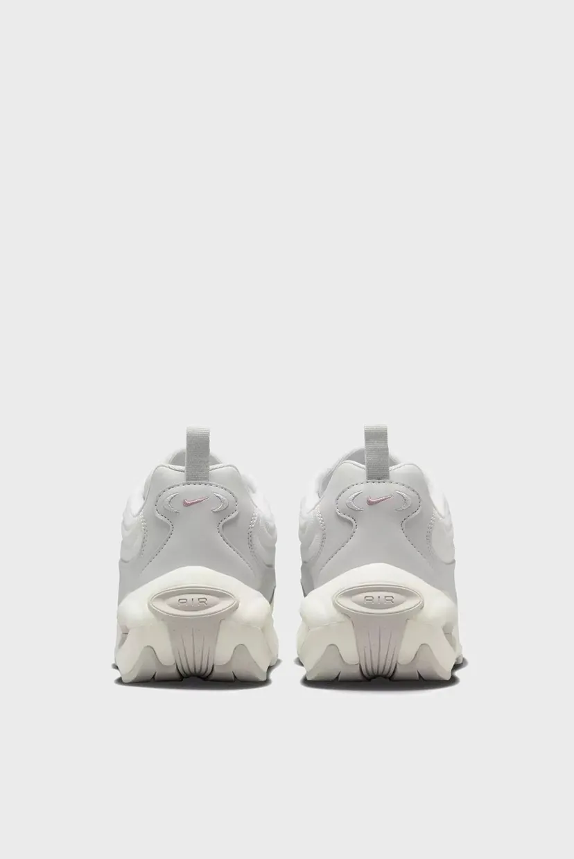 Женские белые кроссовки W NIKE AIR MAX PORTAL 4