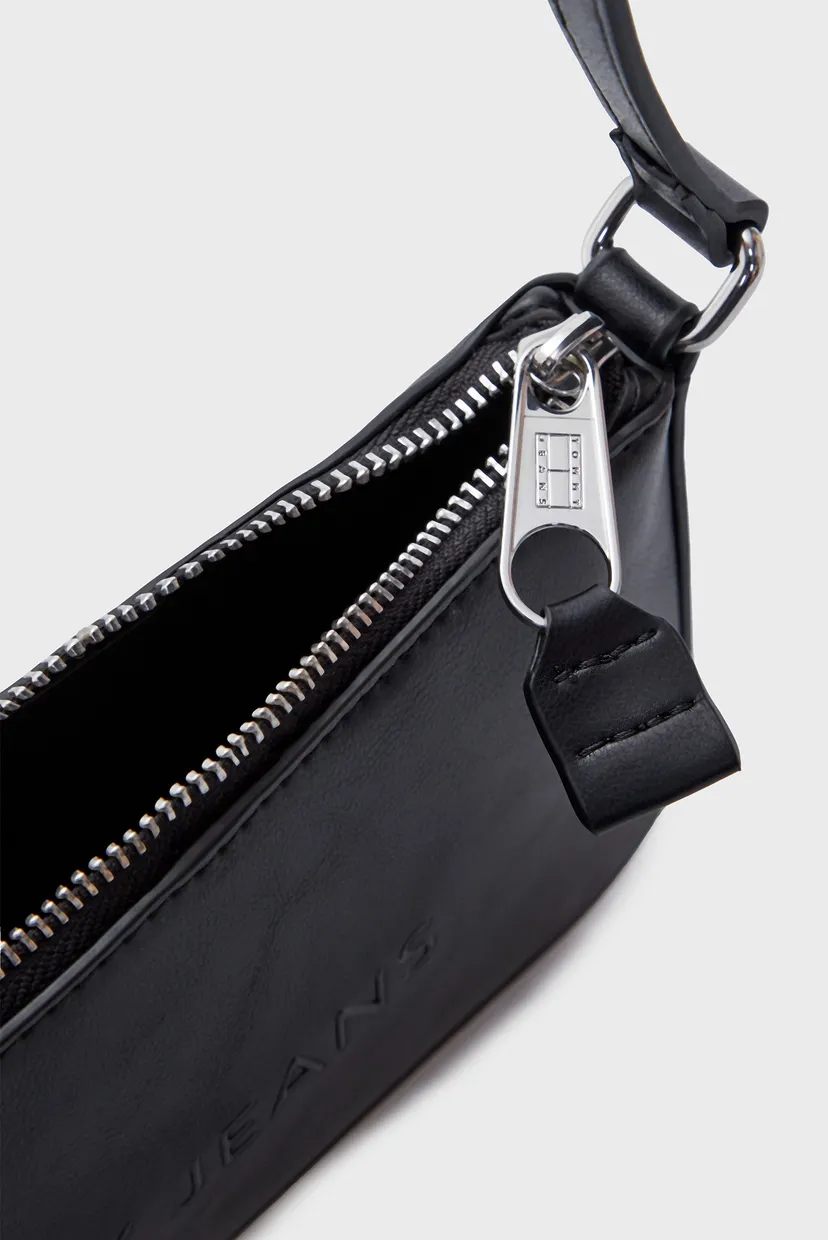 Жіноча чорна сумка TJW ESS MUST SHOULDER BAG 6