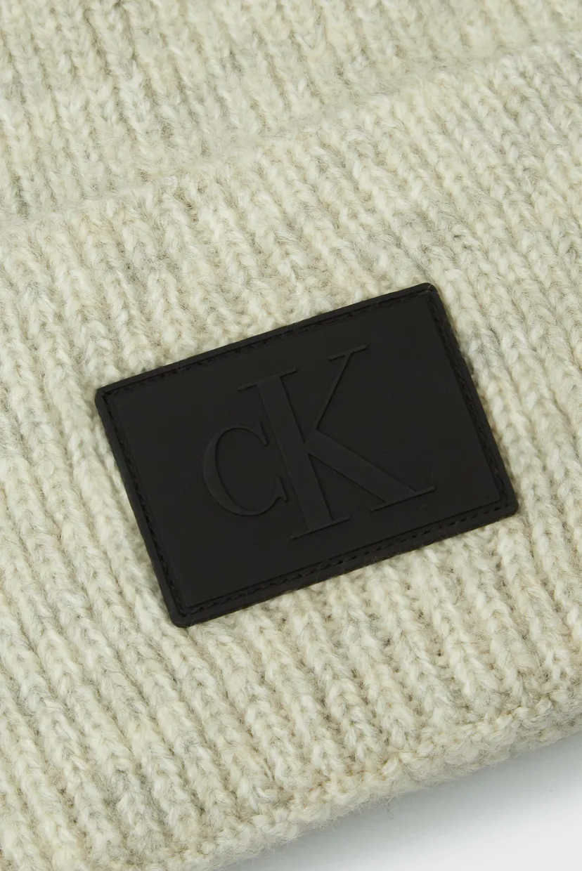 Мужская бежевая шапка RUBBERIZED BEANIE 4