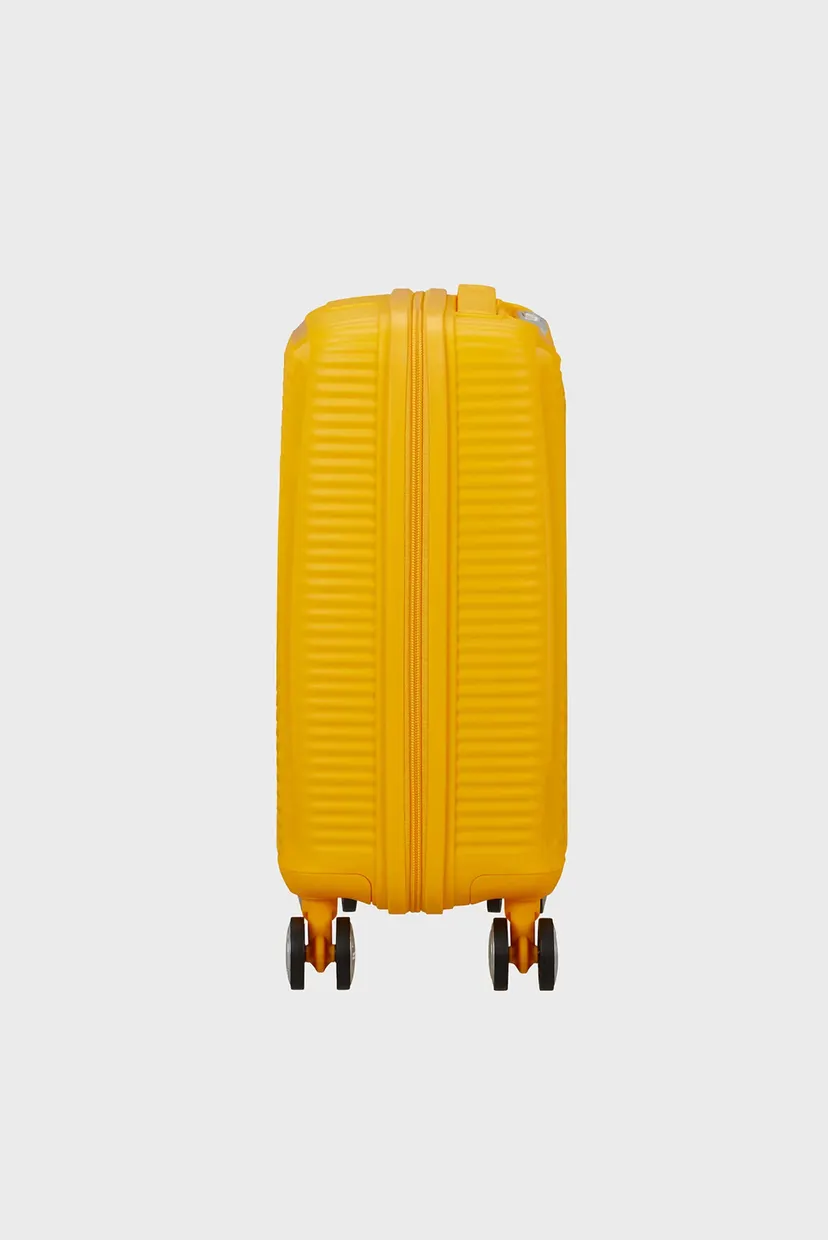 Желтый чемодан 47 см SOUNDBOX MINI GOLDEN YELLOW 4