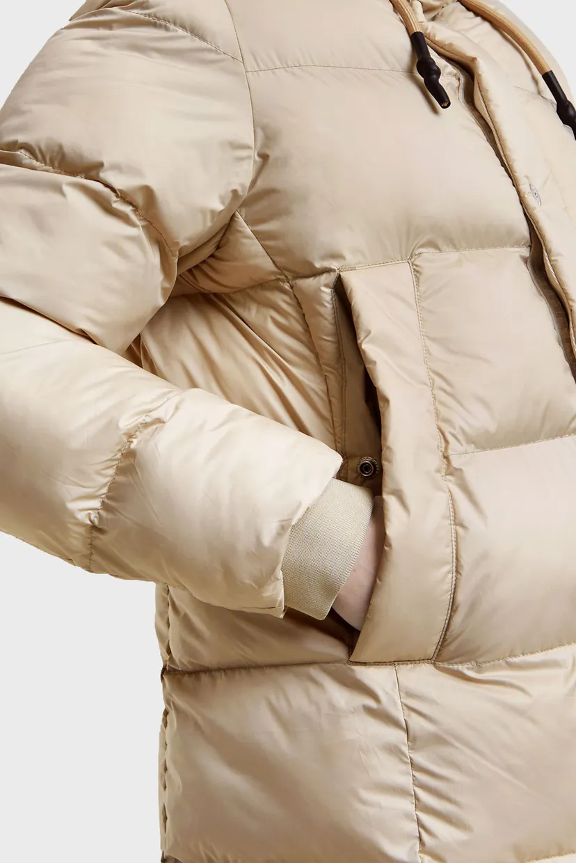 Жіноча бежева куртка Whistler Parka Puffer 5