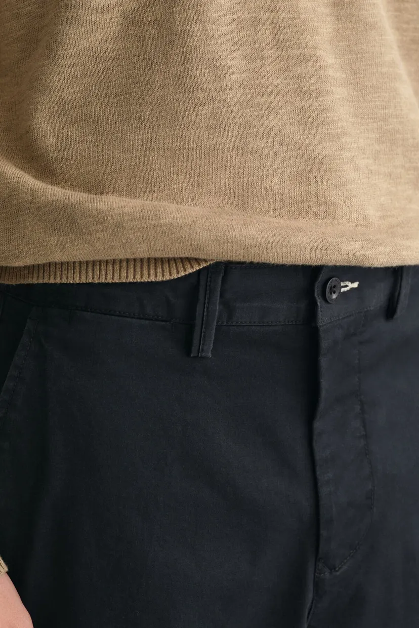 Мужские черные чиносы TAPERED TWILL CHINOS 6