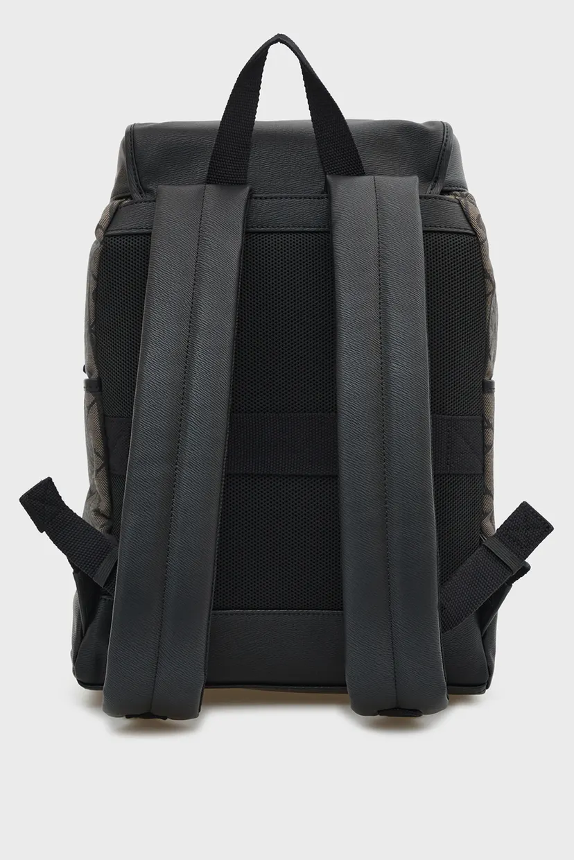 Мужской серый рюкзак с узором MIXED EMBLEM AOP FLAP 4