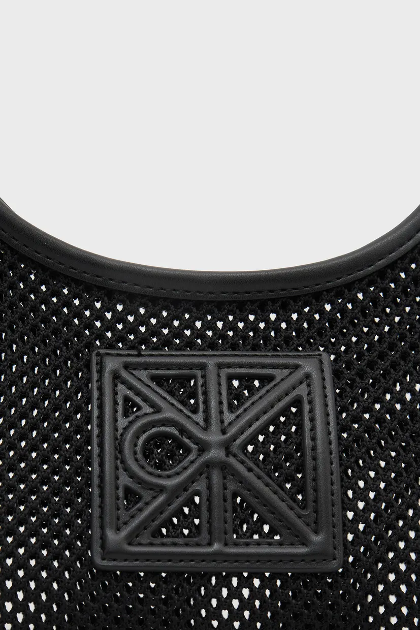 Женская черная сумка EMBLEM MESH 5