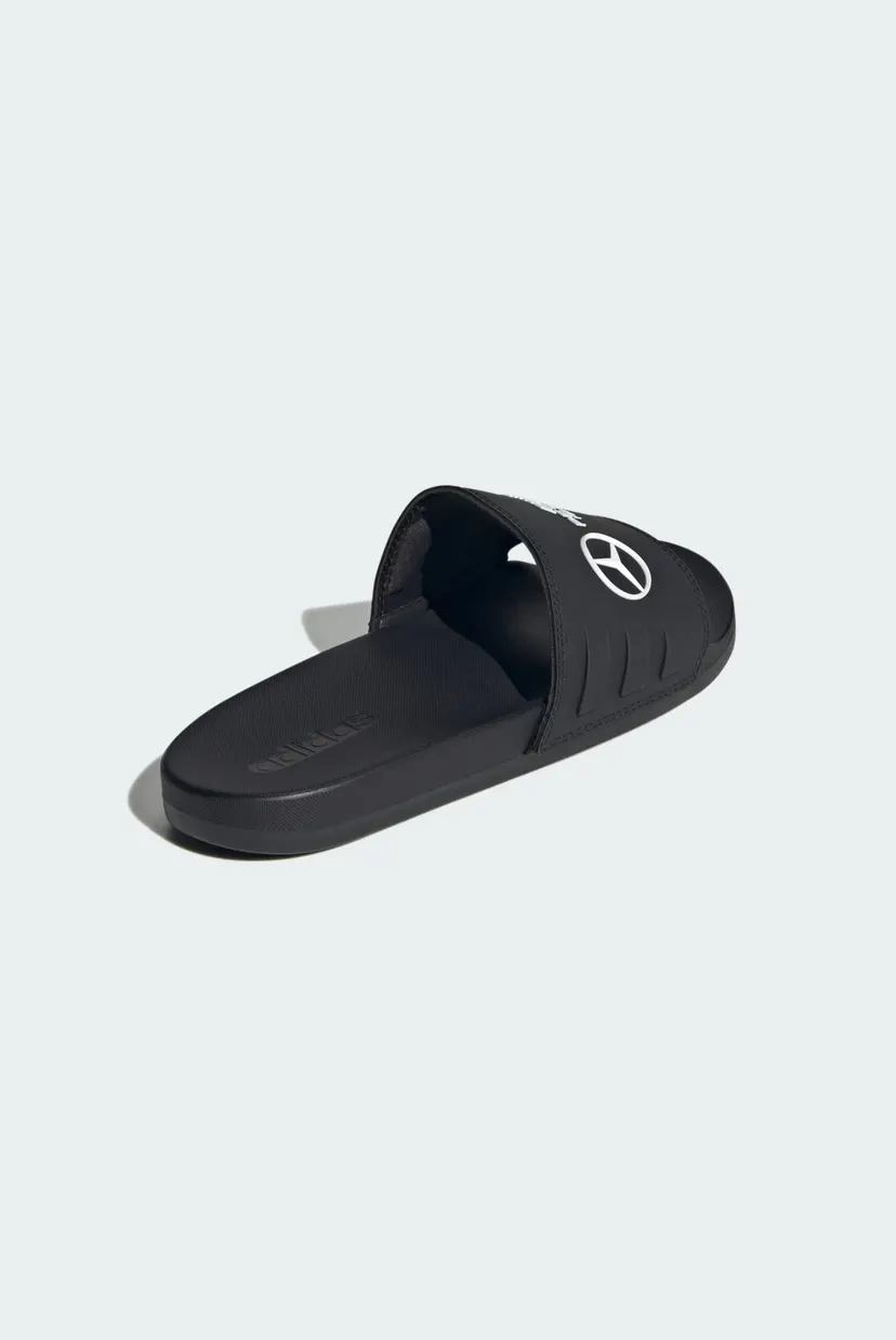 Чорні слайдери Mercedes - AMG Petronas Formula One Team Adilette Comfort 5