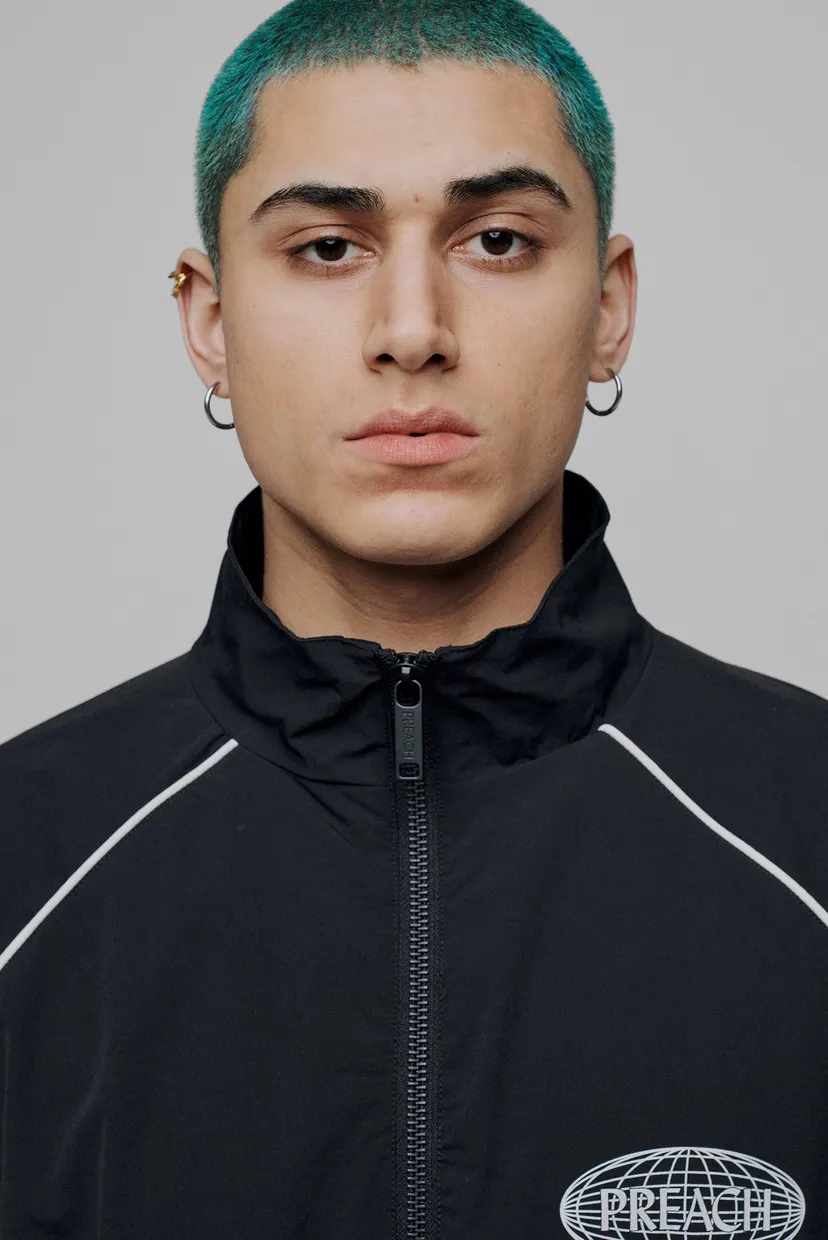 Чоловіча чорна вітровка Universe Track Jacket 4