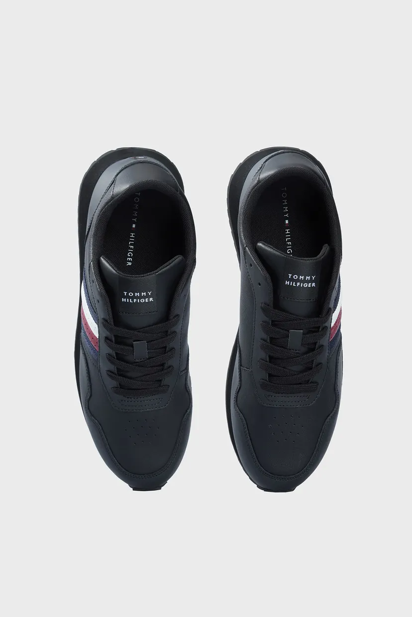 Чоловічі чорні шкіряні кросівки RUNNER EVO LTH MIX ESS 4
