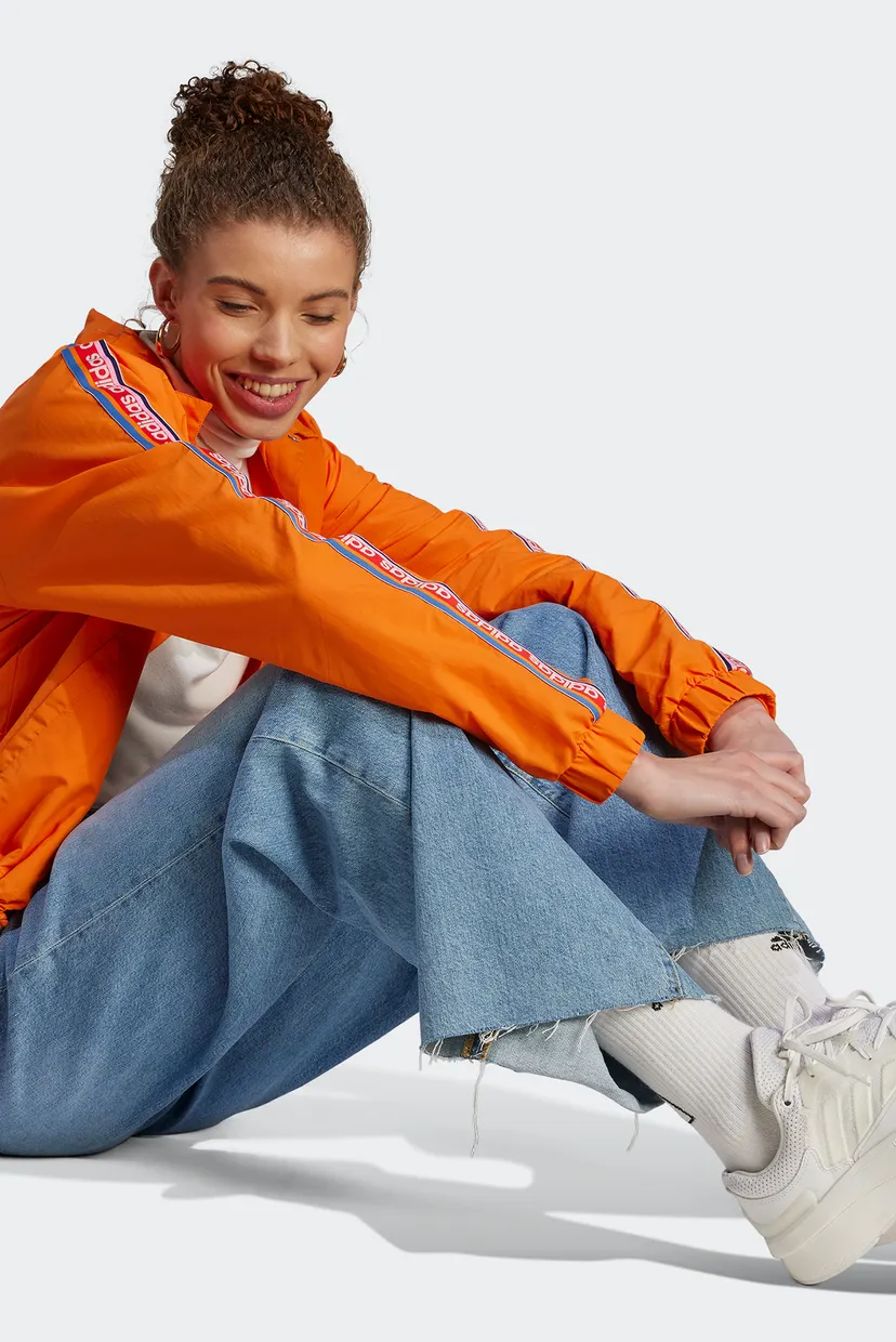 服 Чоловічі чорні джинсові шорти Adicolor Denim Firebird adidas
