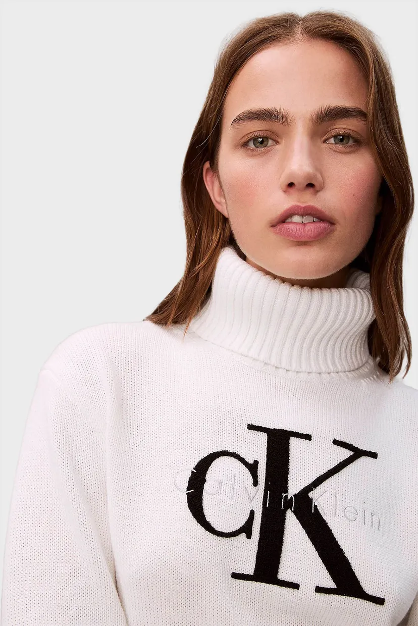 Жіночий білий гольф CHENILLE 5