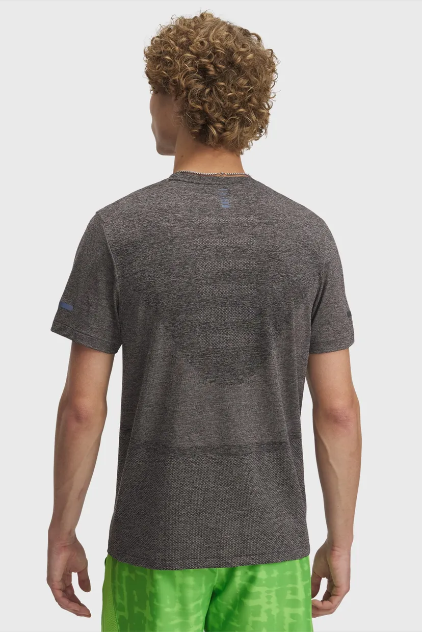 Чоловіча сіра футболка UA SEAMLESS STRIDE SS 3