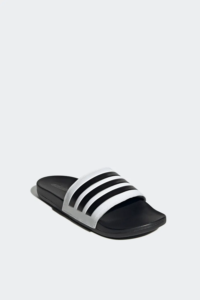 Черные слайдеры Adilette Comfort 4