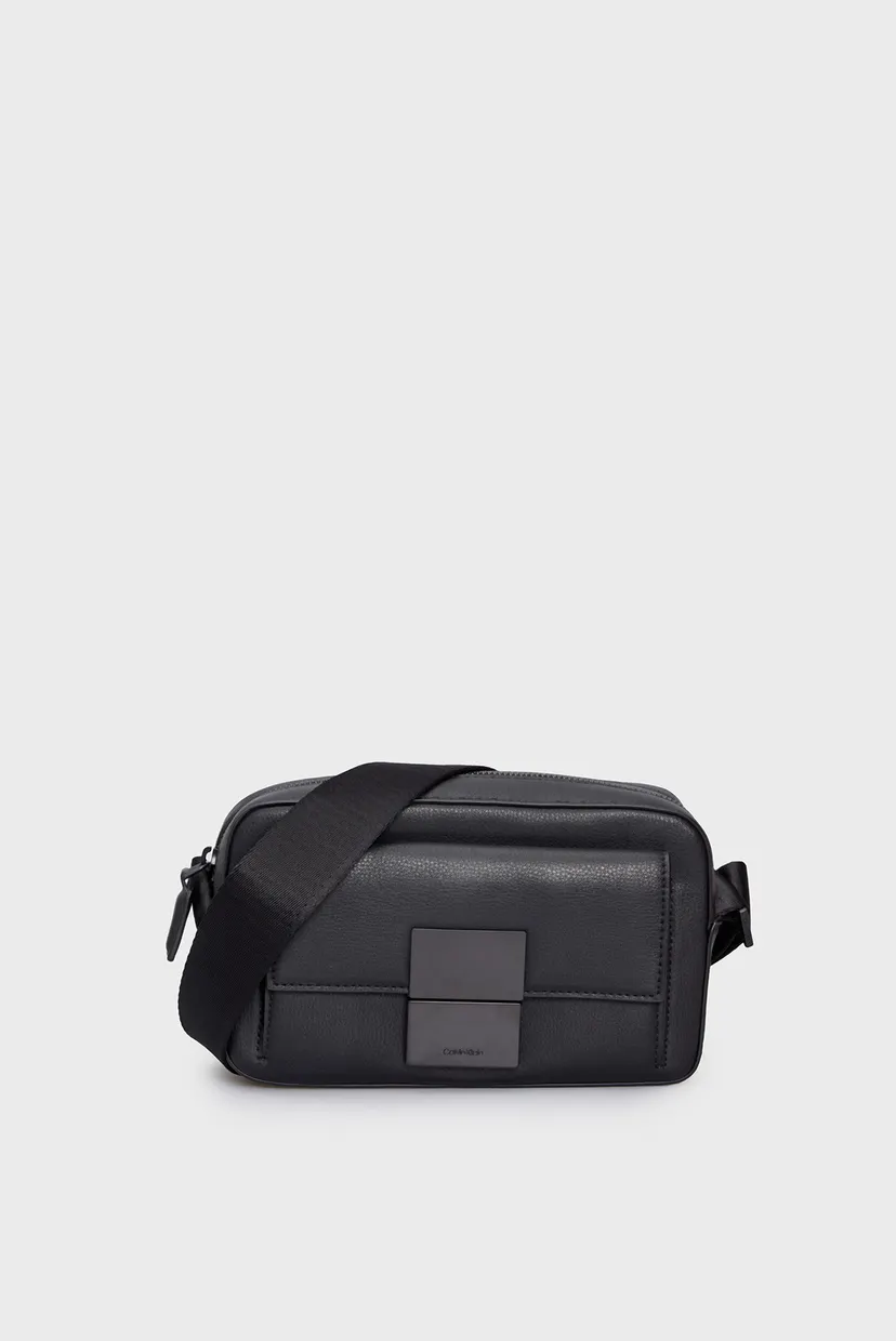 Чоловіча чорна сумка ICONIC PLAQUE CAMERA BAG Calvin Klein