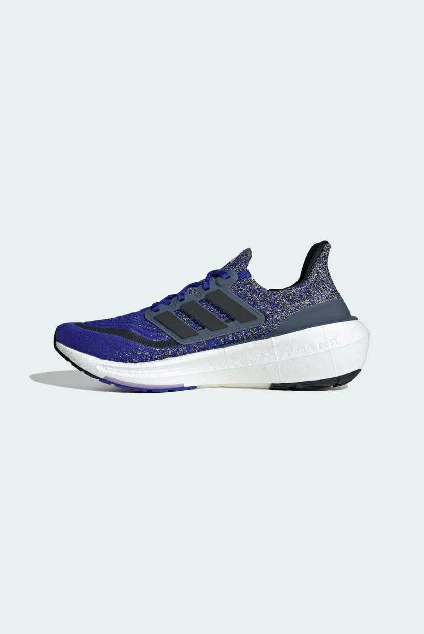 Мужские синие кроссовки Ultraboost Light 6