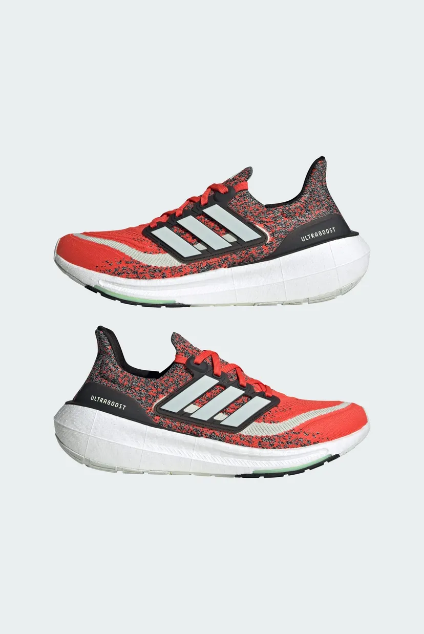 Мужские оранжевые кроссовки Ultraboost Light 7