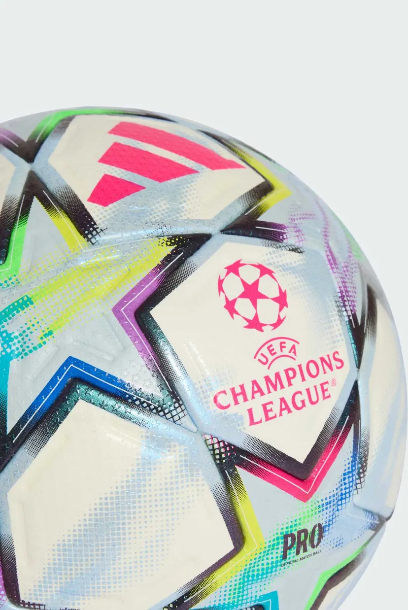 Білий м'яч UEFA Champions League 26/27 Pro 3