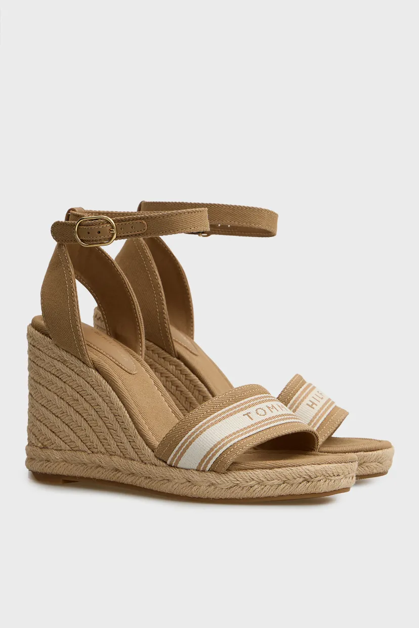 Жіночі бежеві босоніжки HIGH WEDGE 3