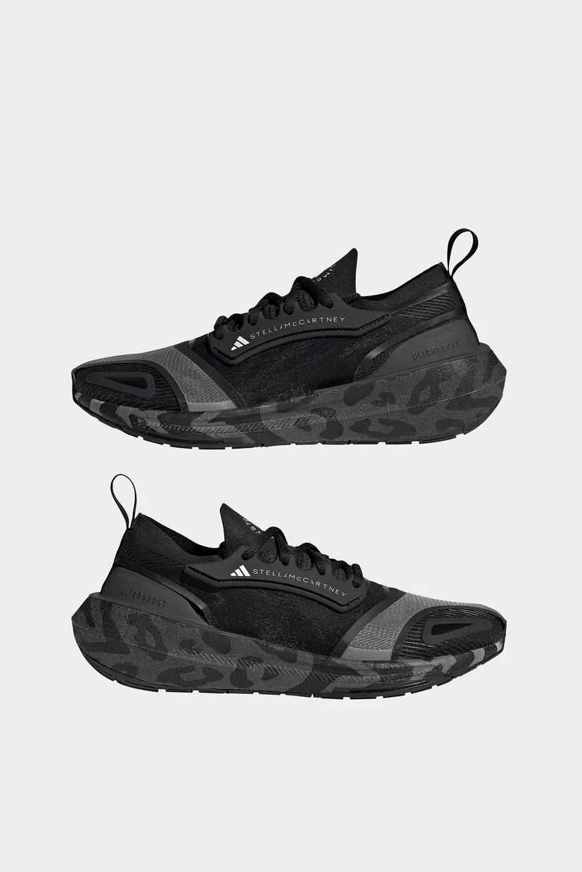 Женские черные кроссовки adidas by Stella McCartney Ultraboost Light 8
